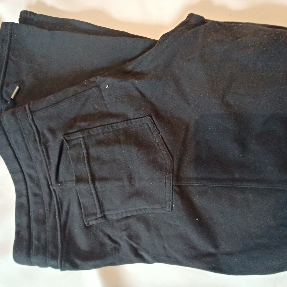 Athleta Black Cropped Pants